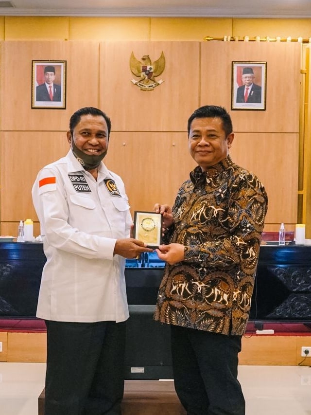 Wakil Ketua Komite II DPD RI, Abdullah Puteh bertemu Sekretaris Daerah DIY, Kadarmanta Baskara Aji. Foto: DPD RI