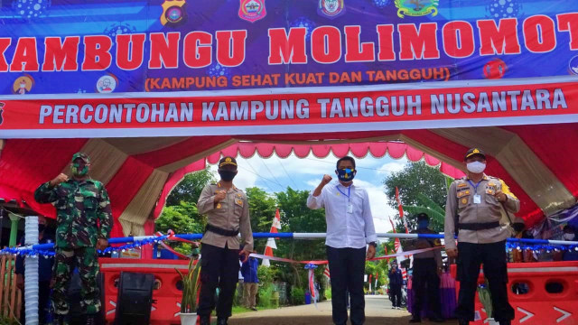 Pemerintah Kabupaten Bone Bolango, Gorontalo,  meresmikan kampung kuat COVID-19. Selasa, (14/7). Foto: Dok istimewa 