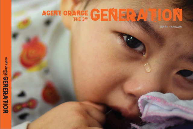 Buku foto Agent Orange The 3rd Generation Foto: Facebook/Jefri Tarigan