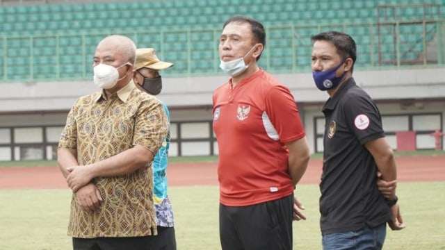 Ketua Umum PSSI M Iriawan mengunjungi pemusatan latihan (TC) Timnas Indonesia U-16 di Stadion Patriot Candrabhaga, Bekasi, Kamis (16/7).  Foto: PSSI