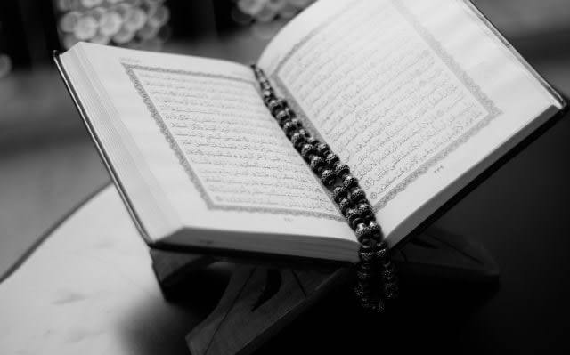 Ilustrasi Alquran. Foto: Pixabay