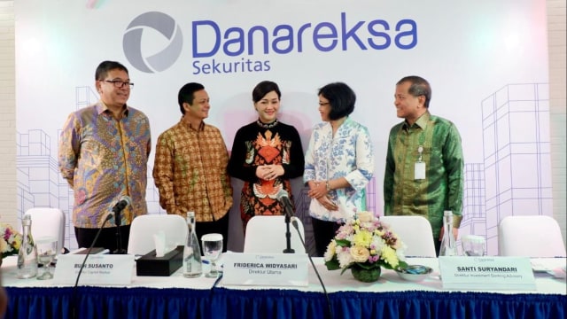 Direksi Danareksa Sekuritas. Foto: BRI
