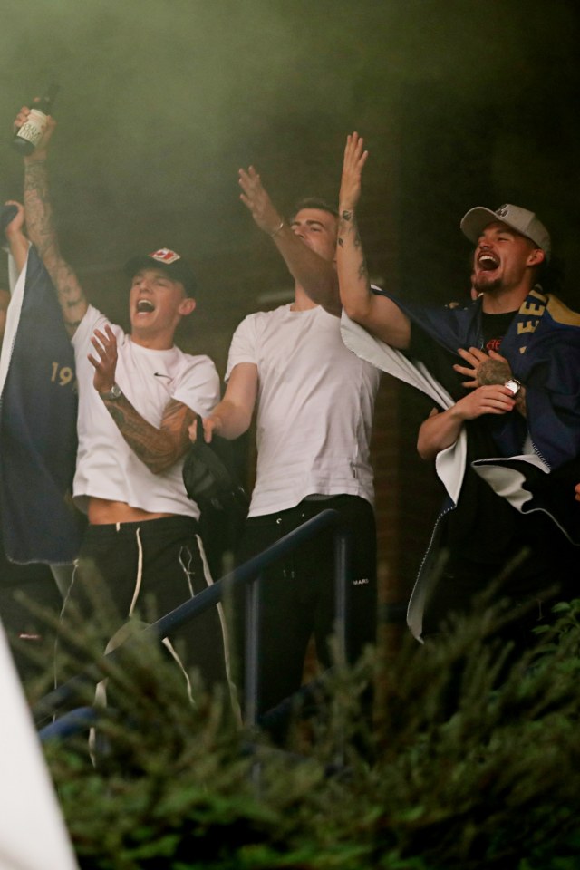 Leeds United dipastikan promosi ke Premier League setelah West Bromwich Albion, kalah 1-2 dari tuan rumah Huddersfield Town. Foto: Molly Darlington - Reuters
