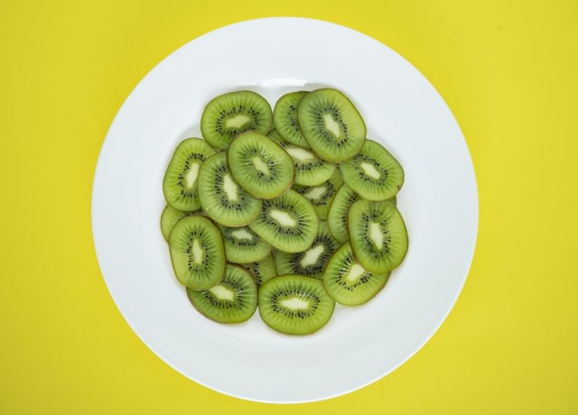 Bisa Bantu Atasi Perut Kembung, Yuk Konsumsi 5 Buah-buahan Ini (212157)
