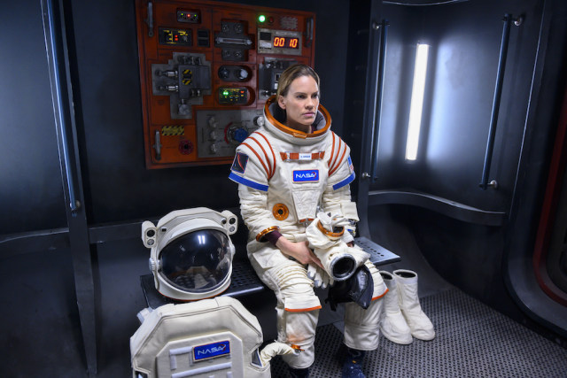Hilary Swank Pimpin Misi Berisiko Tinggi ke Mars di Serial Netflix Terbaru (26539)