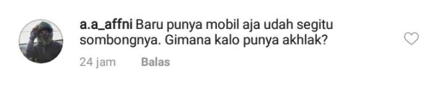 Tak Mau Beri Jalan Ambulans, Wanita Ini Ngamuk dan Ludahi Driver Ojol (184198)