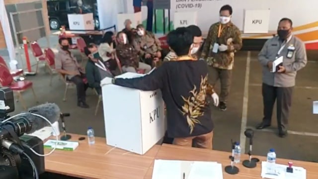 KPU menggelar simulasi pemungutan suara Pilkada 2020 di Kantor KPU, Jakarta Pusat. Foto: Facebook/@KPU RI