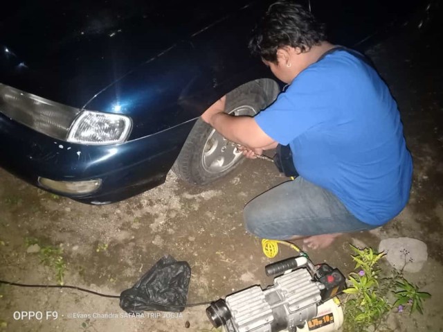 ACJJ, Pasukan Penyelamat Ban Bocor dan Motor Mogok di Jalanan Jogja Malam Hari (528632)