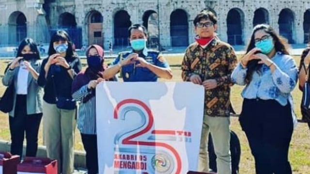 Aksi Akabri '95 dari TNI dan Polri di Berbagai Negara Rayakan 25 Tahun Mengabdi (390690)