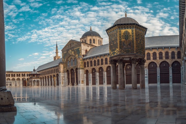 Serupa dengan Hagia Sophia, Ini 7 Tempat Ibadah yang Juga Beralih Fungsi (55706)