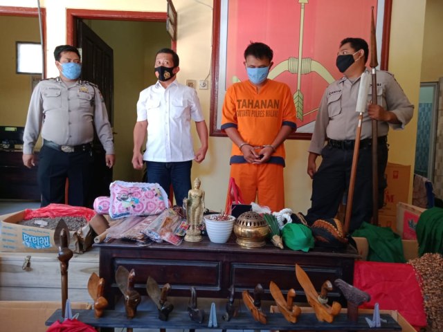 Dukun Palsu di Malang Janjikan Uang Rp 7 Triliun ke Korban (59309)