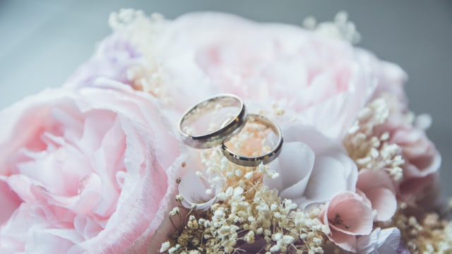 Ilustrasi cincin pernikahan. Foto: Unsplash.com/beatriz_perez