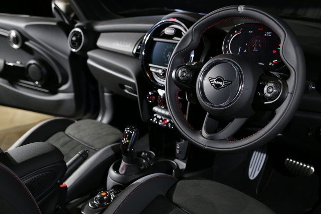 New MINI JCW GP Meluncur di Indonesia, Harga Rp 1,5 M dan Cuma Ada 12 Unit (39012)