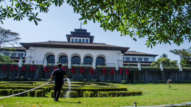 Suasana Gedung Sate di Bandung, Jawa Barat. Foto: Novrian Arbi/ANTARA FOTO