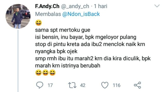 Kocak, Pria Ini Tinggalkan Istrinya karena Dikira Sudah Naik ke Atas Motor (16272)