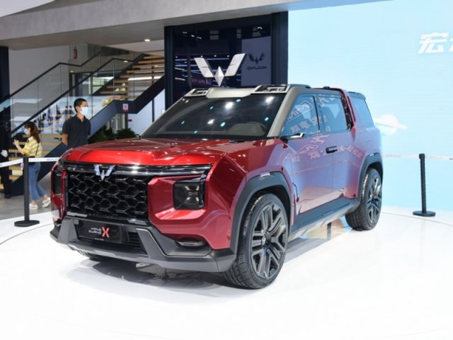 Wuling Hongguang X, Si SUV Baru yang Serba Kotak (618588)