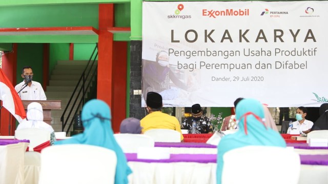 Lokakarya Pengembangan Usaha Produktif bagi Perempuan dan Difabel Kecamatan Dander, yang digelar EMCL. Rabu (29/07/2020)