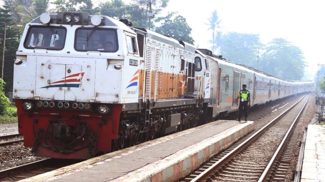 KAI operasikan kereta Mutiara Selatan untuk mengantisipasi lonjakan penumpang pada Idul Adha. Foto: Dok Istimewa