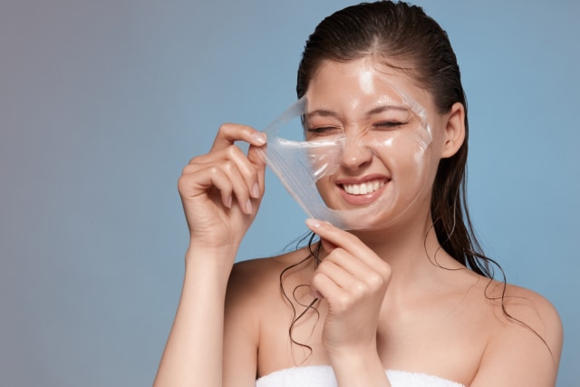 Mengenal 7 Jenis Masker Wajah dan Fungsinya untuk Perawatan Kulit (377375)