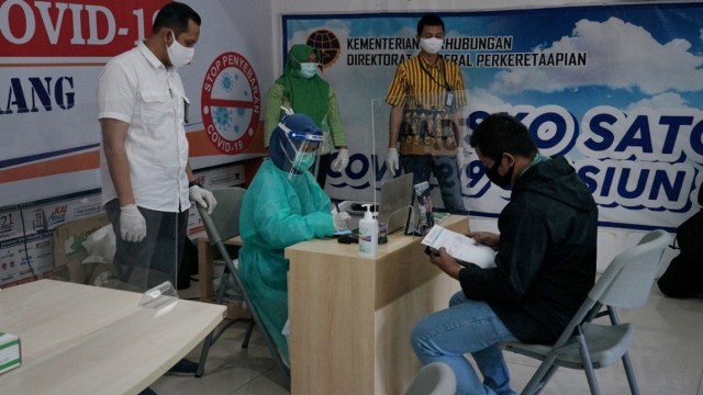 Permudah Penumpang, KAI Sediakan Layanan Rapid Test di Stasiun Tawang Semarang (377673)