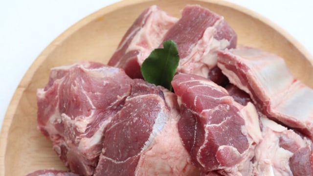 Daging Kambing Diolah Jadi Makanan Bayi, Boleh Enggak Sih? (143018)