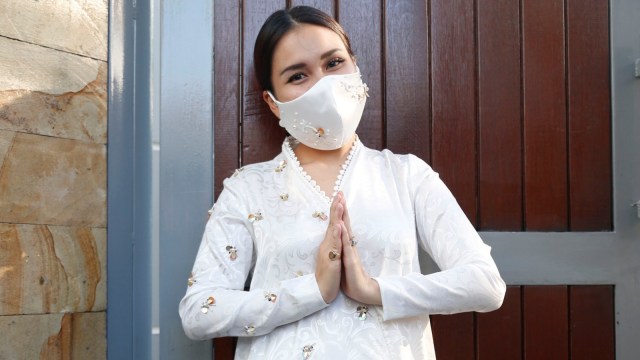 Ayu Ting Ting Sedih Batal Umrah Bersama Keluarga Tahun Ini (146321)