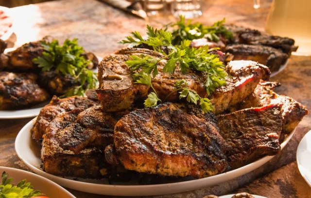 Jangan Berlebihan, Ini Batas Ideal Konsumsi Daging di Hari Raya Kurban (29919)