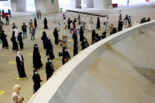 Haji 2020 Berakhir, Jemaah Jalani Pemeriksaan Kesehatan dan Karantina 14 Hari (383600)