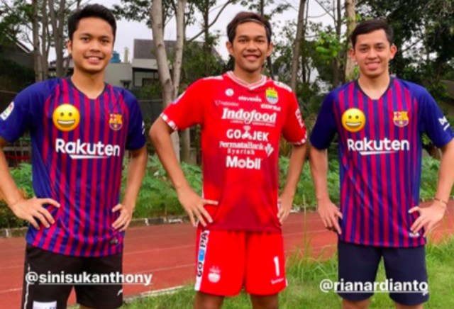 Ngumpul Bareng Para Pemain Persib, Fajar Alfian: Jangan Tantang Saya Main Bola! (1227812)