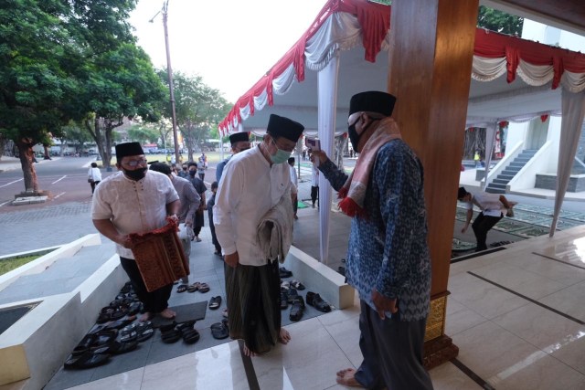 Wakil Wali Kota Solo Kembali Beraktivitas dan Lakukan Rutinitas Berkurban (519952)