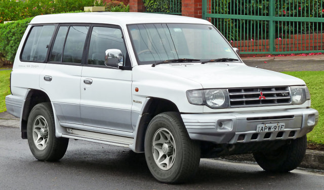 Mitsubishi Pajero generasi kedua. Foto: dok. wikimedia
