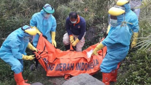 Lelaki Tanpa Identitas Ditemukan Meninggal di Bawah Jembatan Sungai Gung Tegal (1210543)