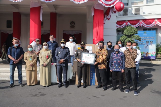 Sampoerna Beri Bantuan Mesin PCR ke Pemkot Malang (131343)