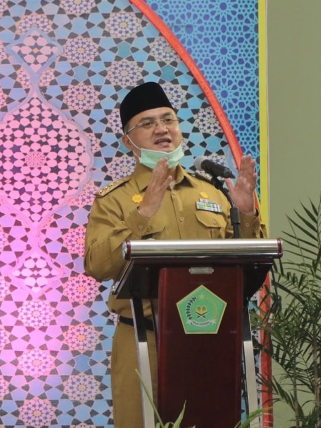 Gubernur Kepulauan Bangka Belitung (Babel), Erzaldi Rosman secara resmi membuka sekaligus melantik Dewan Hakim Musabaqah Tilawatil Quran (MTQ) IX tahun 2020. Foto: Pemprov Babel