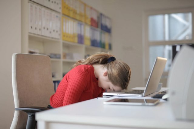 Mengenal Ciri-ciri Toxic Productivity, Obsesi untuk Terus Produktif (187615)