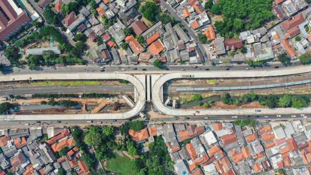 Perjalanan Flyover Lenteng Agung-Tj Barat, 2 Flyover Tapal Kuda Pertama di RI (10628)