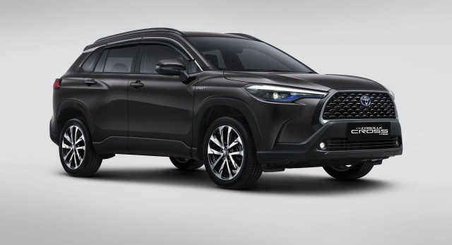 Duel Toyota Corolla Cross vs Mitsubishi Eclipse Cross, Pilih Siapa? (105972)