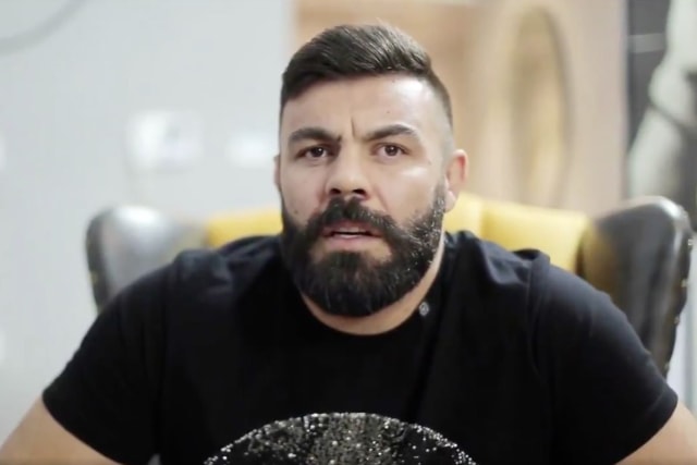 Amir Aliakbari, Juara Dunia Gulat Grego-Romawi, resmi bergabung dengan ONE Championship berkat kerjasama dengan Dominance MMA