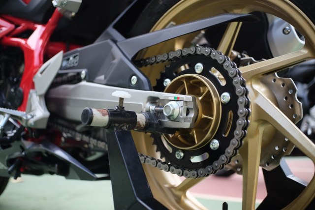 Foto: Lebih Dekat dengan New Honda CBR250RR SP (50295)