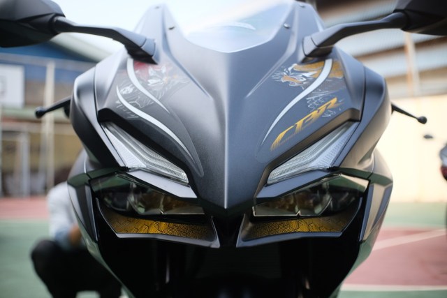 Foto: Lebih Dekat dengan New Honda CBR250RR SP (50303)