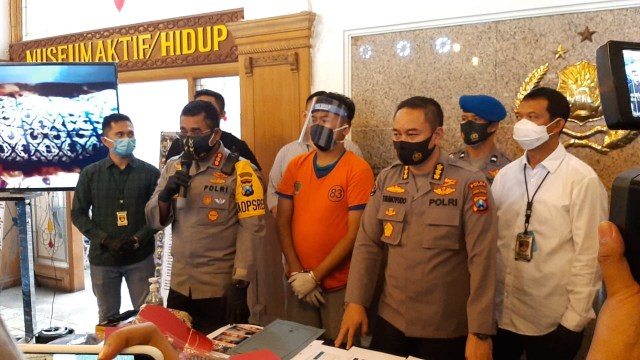 Polisi: Gilang 'Kain Jarik' Lakukan Riset Sejak 2015, Ada 25 Korban (257054)