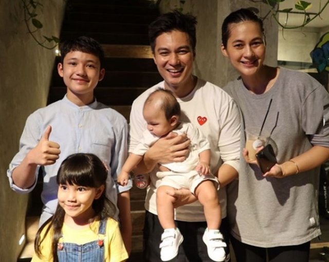 7 Selebritis yang Lahir di Luar Negeri (48030)