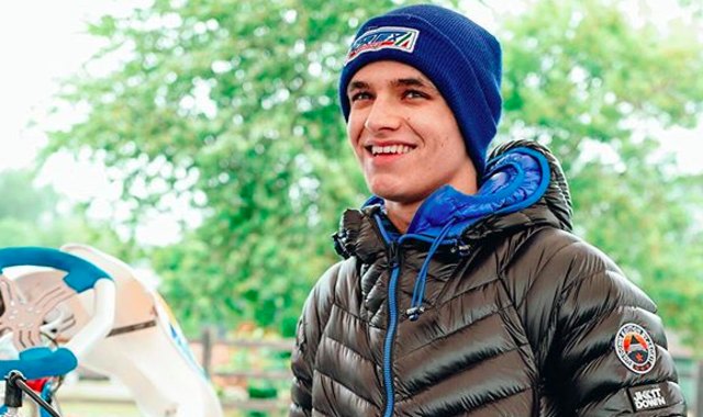 Meski Tak Minum Alkohol, Lando Norris Populerkan Selebrasi Sampanye Gaya Baru (13088)