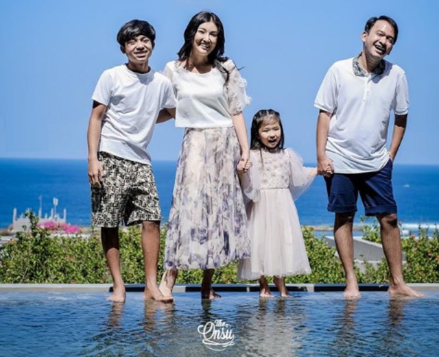 Ruben Onsu  dan keluarganya. Instagram @ruben_onsu