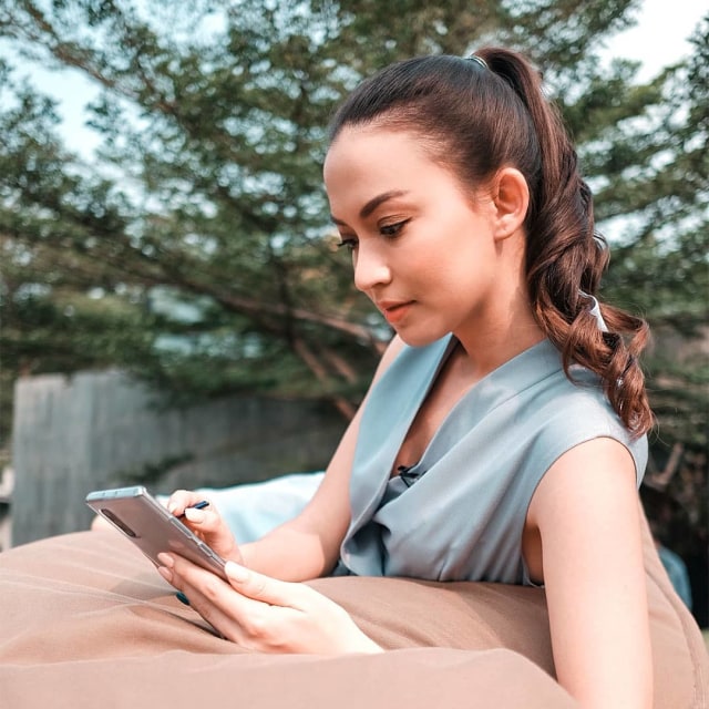 7 Alasan Perempuan Multitasking Wajib Punya Samsung Galaxy Note20 (13447)