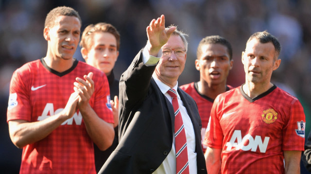 Sir Alex Ferguson pada laga terakhirnya sebagai pelatih Manchester United. Foto: Getty Images/Michael Regan