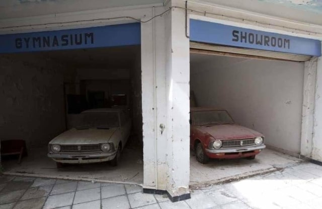 8 Diler Mobil yang Terbengkalai Puluhan Tahun dan Menyimpan Koleksi Eksotis (19785)