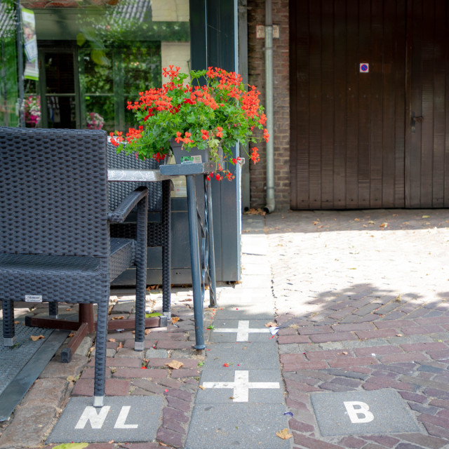 Kota Baarle yang ada di dua negara yaitu Belanda dan Belgia Foto: Shutter Stock