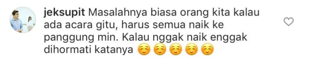 Viral Video Detik-detik Rumah Roboh saat Akad Nikah (6523)