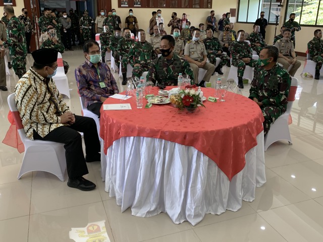 KSAD soal Cara Tangani Corona di TNI AD: Keroyok dengan Pola Makan dan Suplemen (143552)